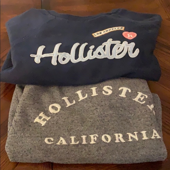 2 small hollister crewneck sweatshirt - Picture 1 of 3